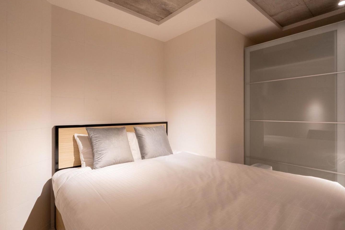 Leclerc Higashi-shinjuku Apartment Tokyo